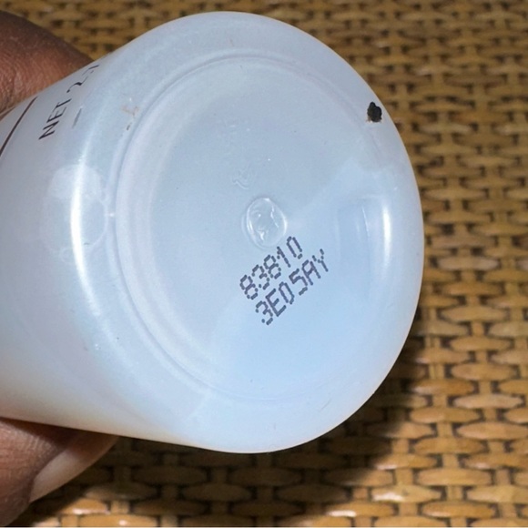 Elf Dewy Coconut Setting Mist Spray Long Lasting 2.7 fl oz Bottle Make Up Glow - Picture 6 of 6